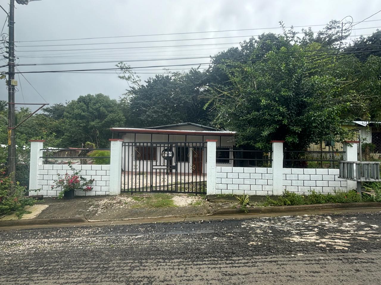 Casa a pasos de la playa — Hojancha, Guanacaste