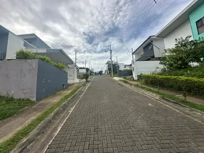 Calle interna del condominio